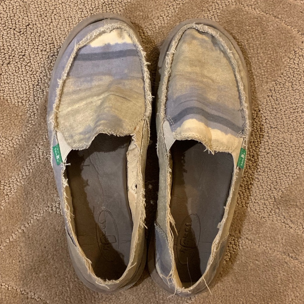 Sanuk slip-on shoe
